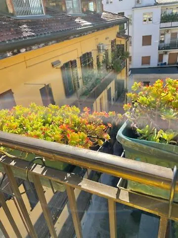 Apartment Appartamento Bomboniera Via Marghera 37 Milan Italy